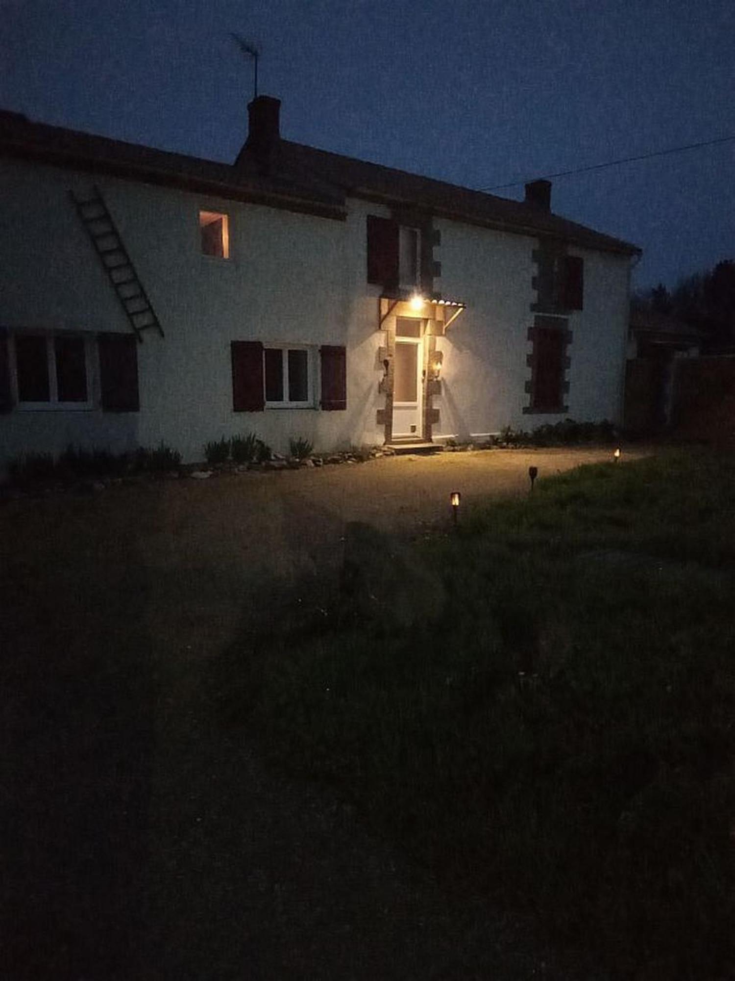 Chambre A La Campagne La Roche-sur-Yon Exterior foto
